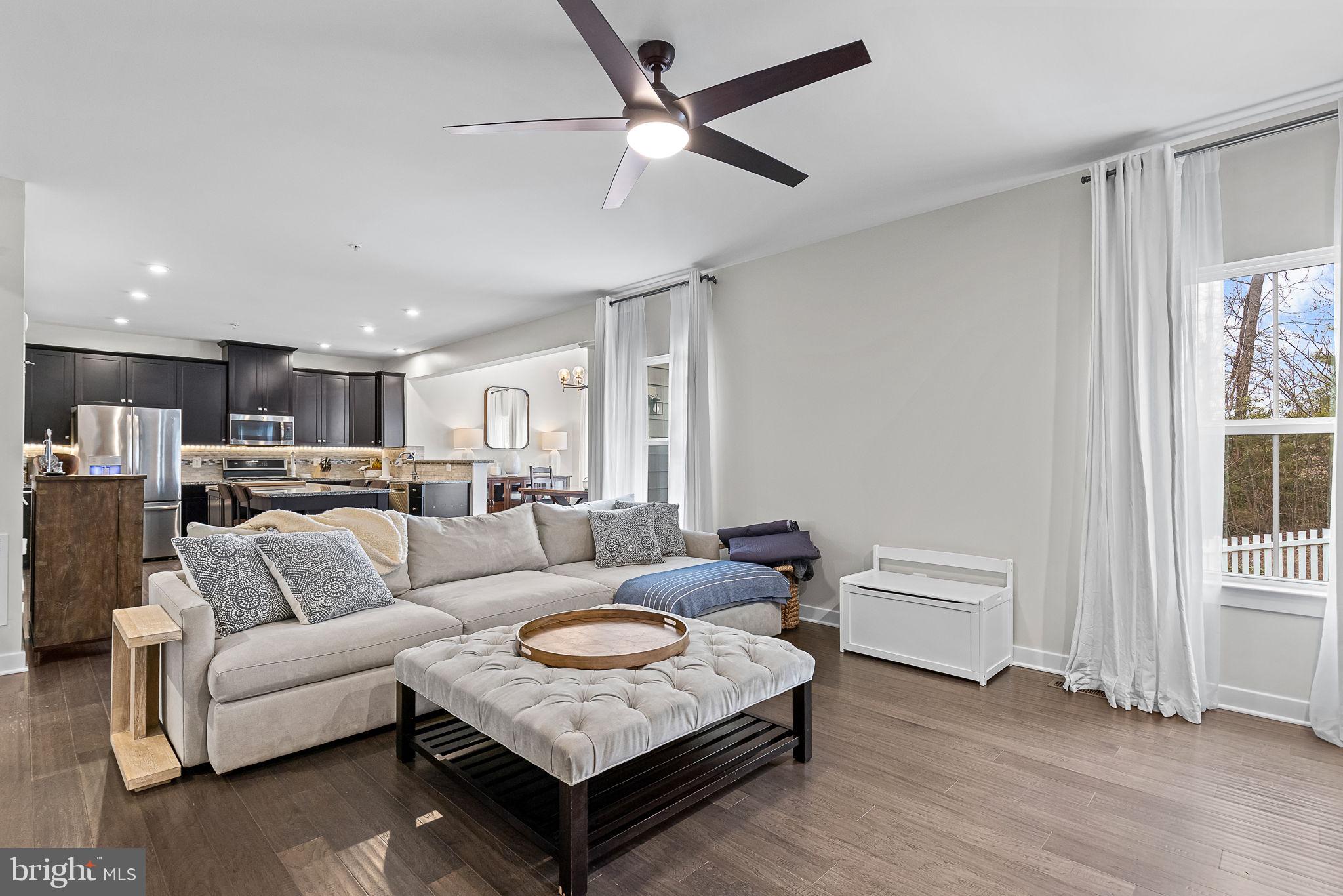 POTOMAC SHORES - Residential