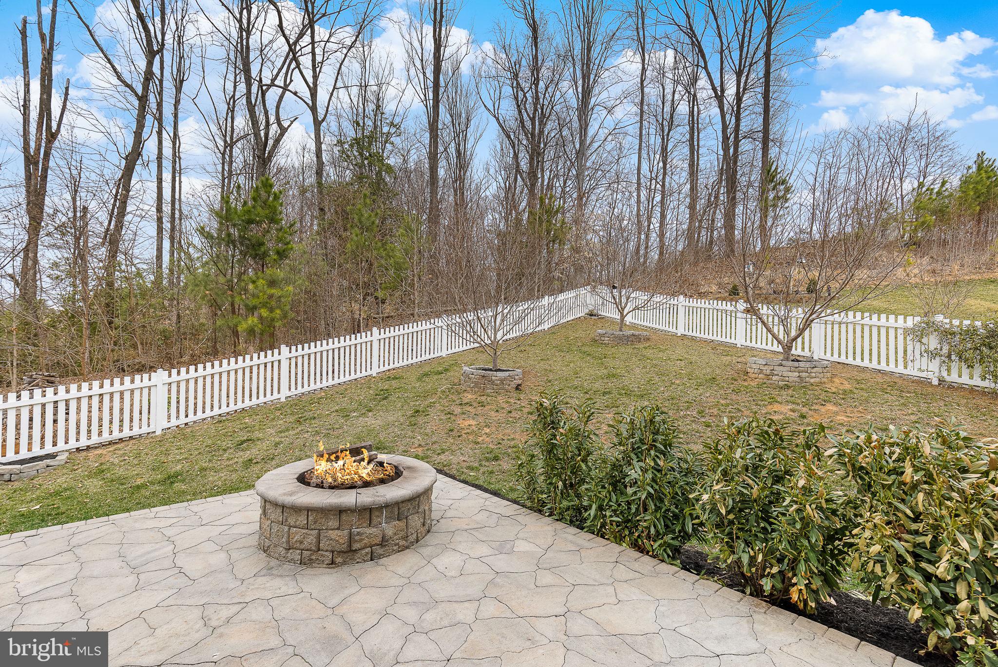 POTOMAC SHORES - Residential