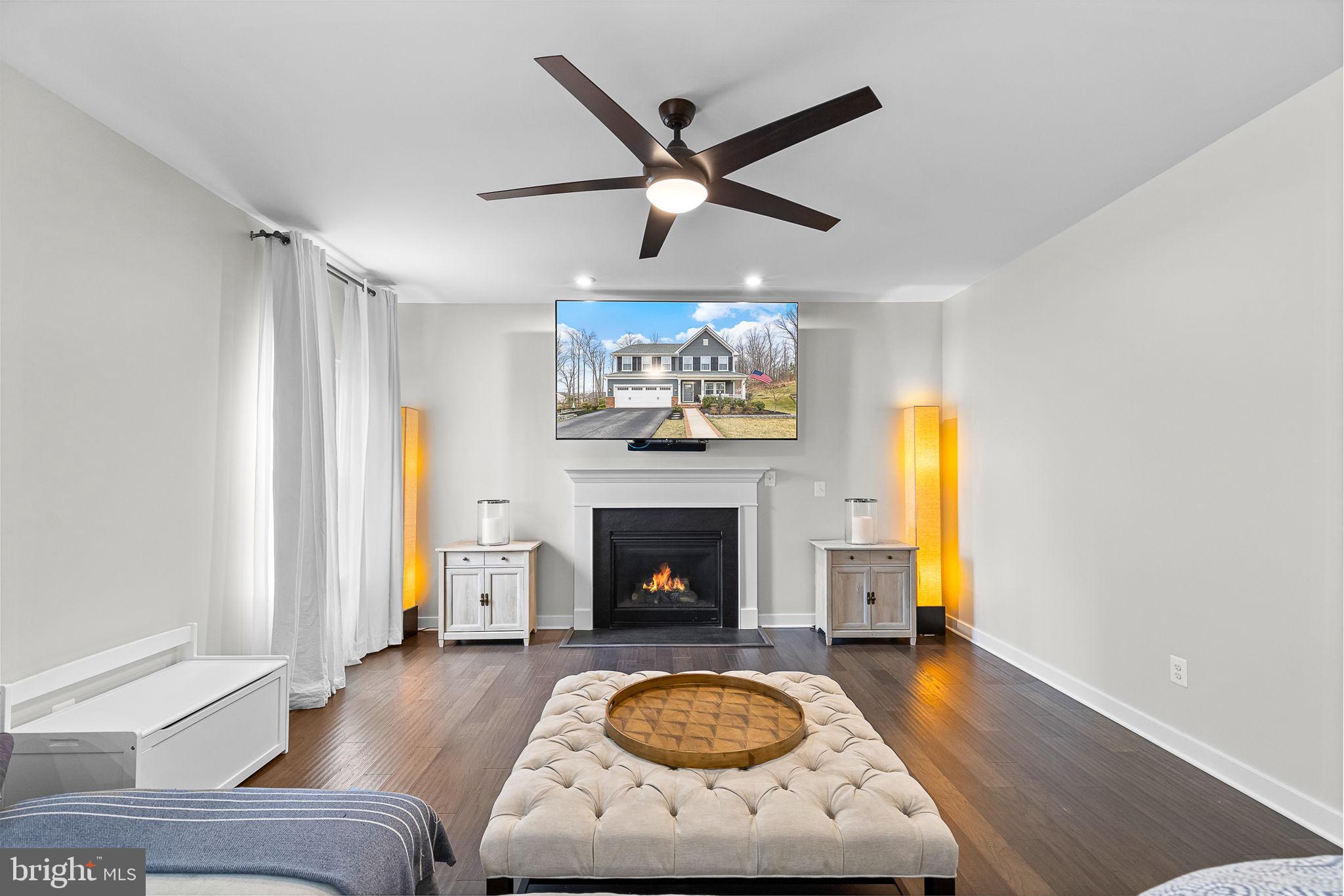 POTOMAC SHORES - Residential