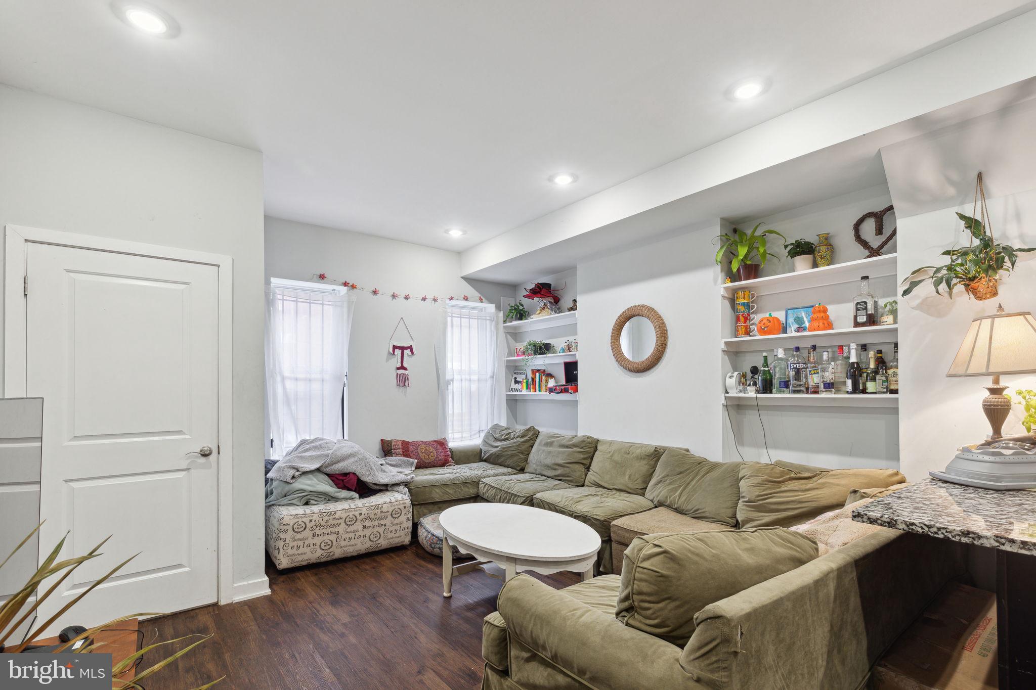 TEMPLE UNIVERSITY - Residential Lease