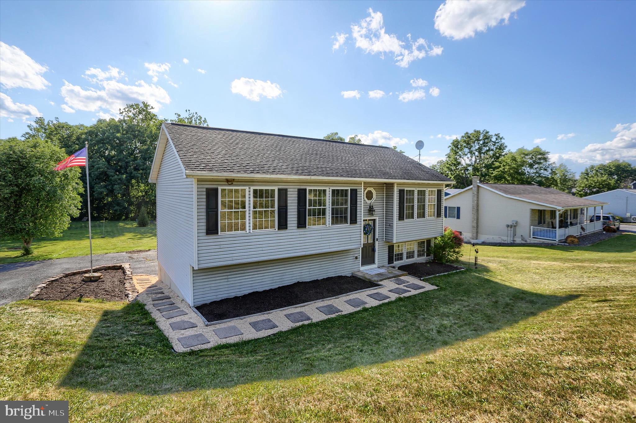 282 MONTOUR ROAD