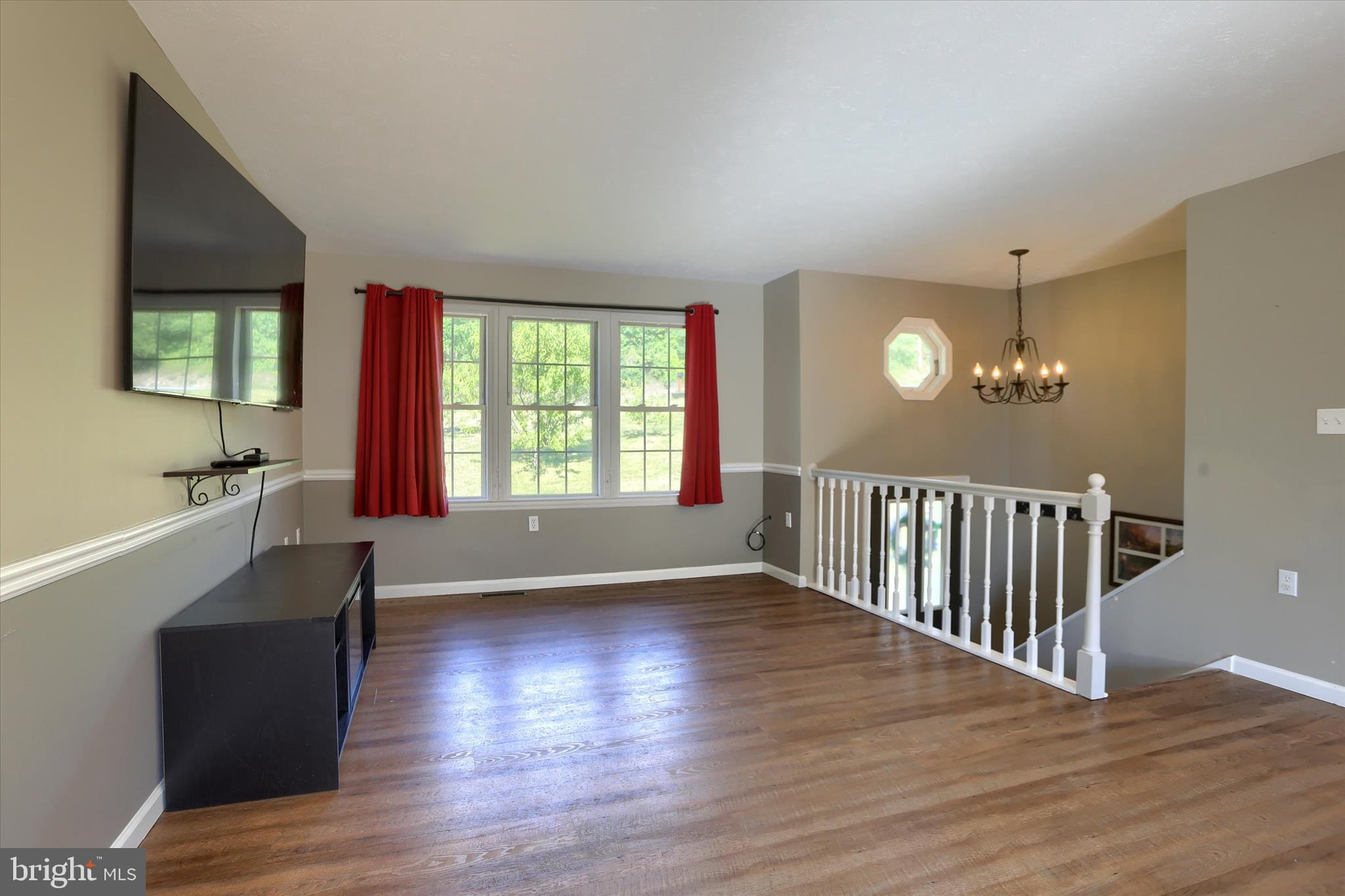 282 MONTOUR ROAD