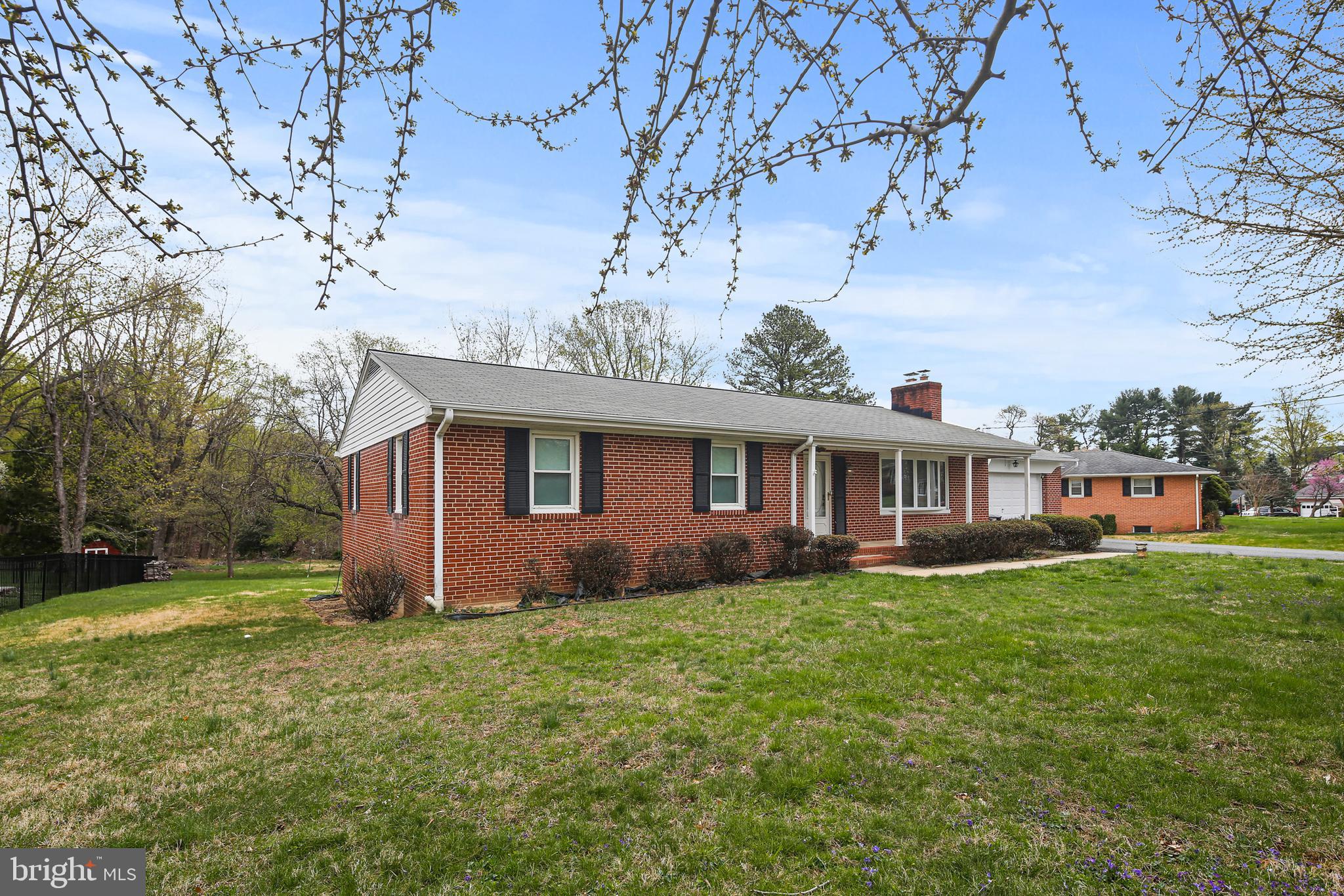 9826 FOX HILL ROAD