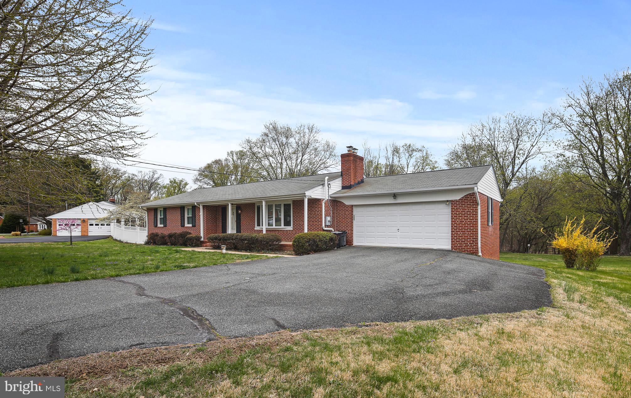 9826 FOX HILL ROAD