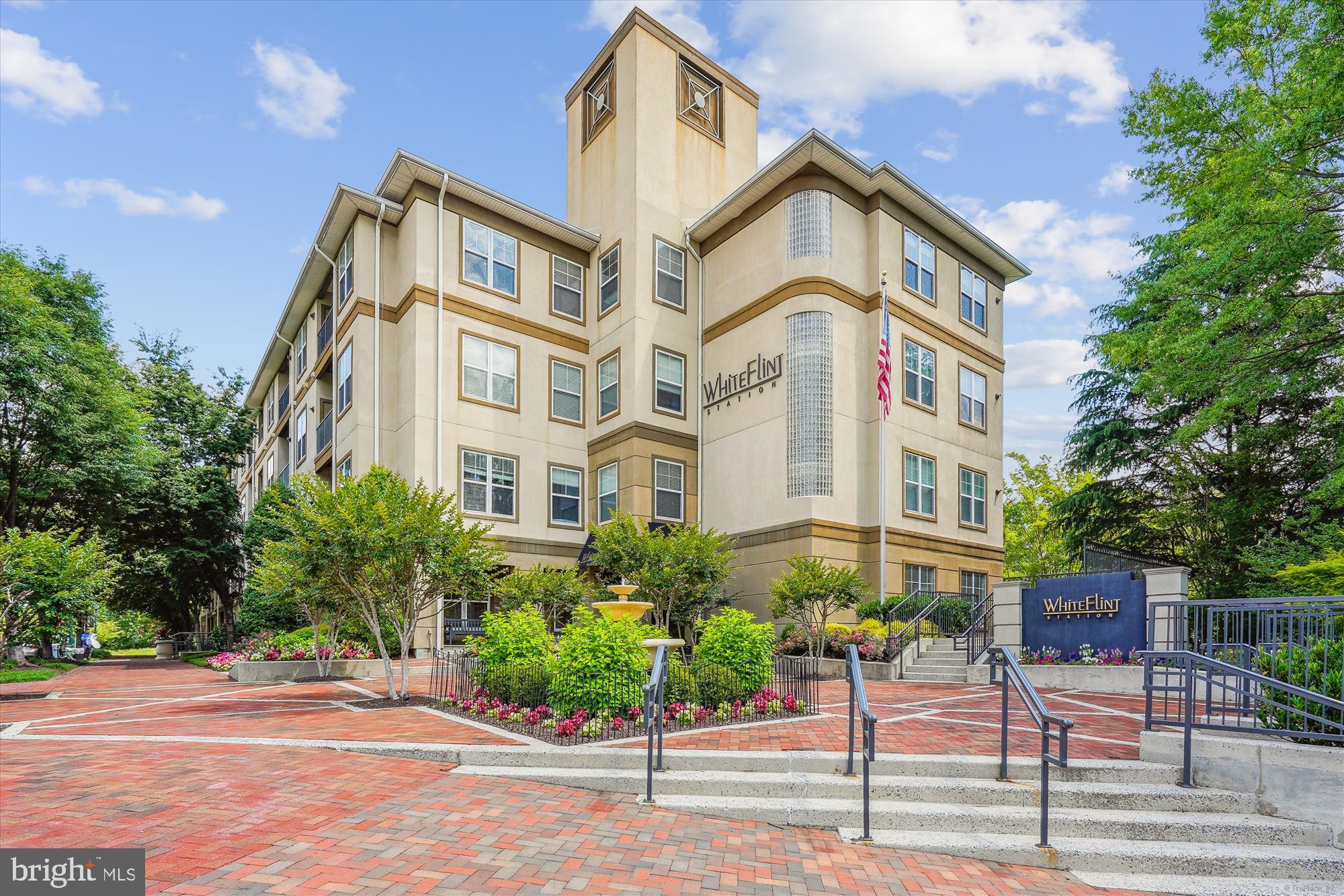 NORTH BETHESDA - Residential