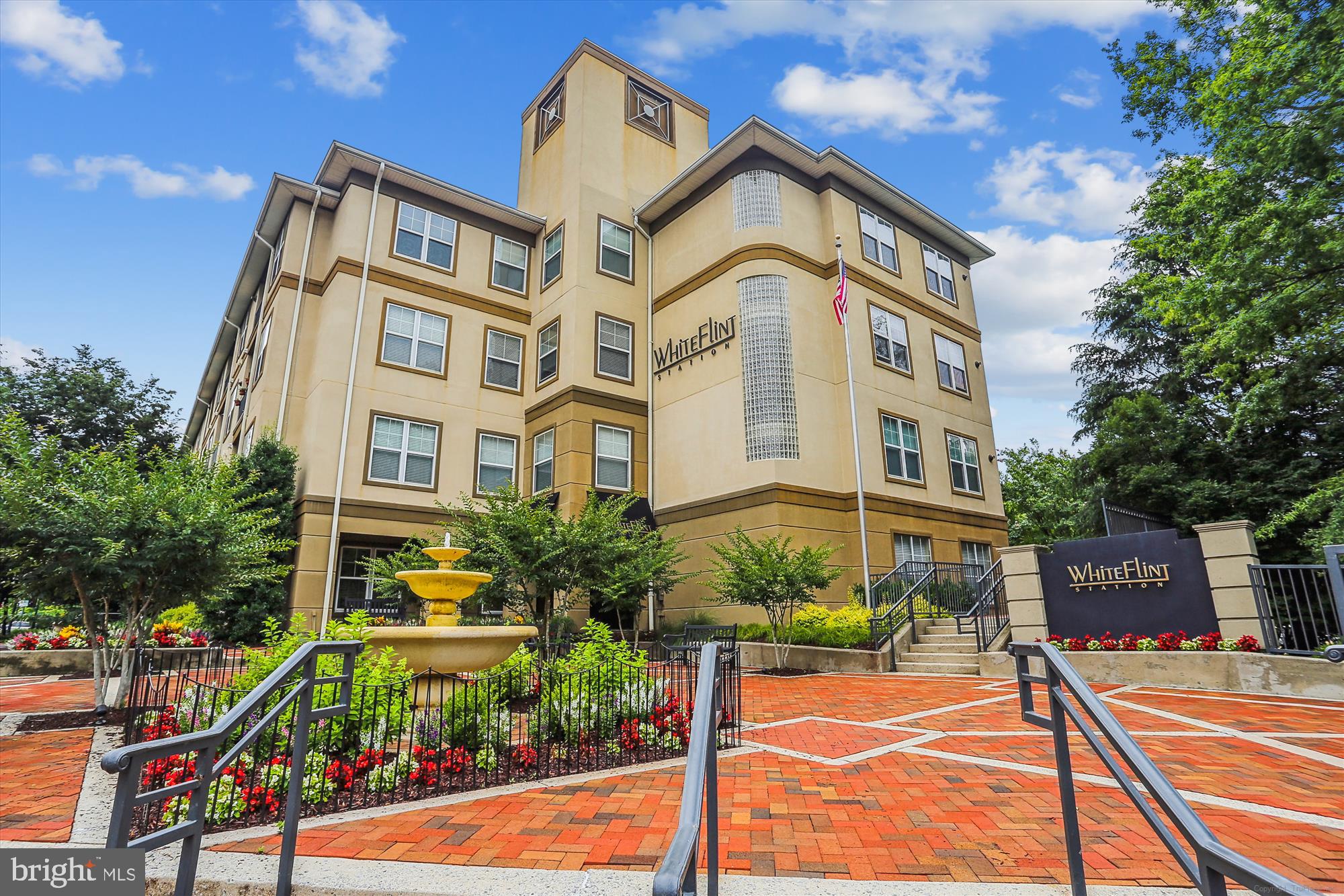 NORTH BETHESDA - Residential