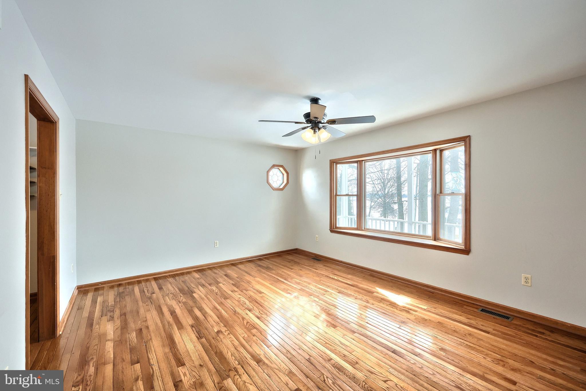 STEWARTSTOWN - Residential