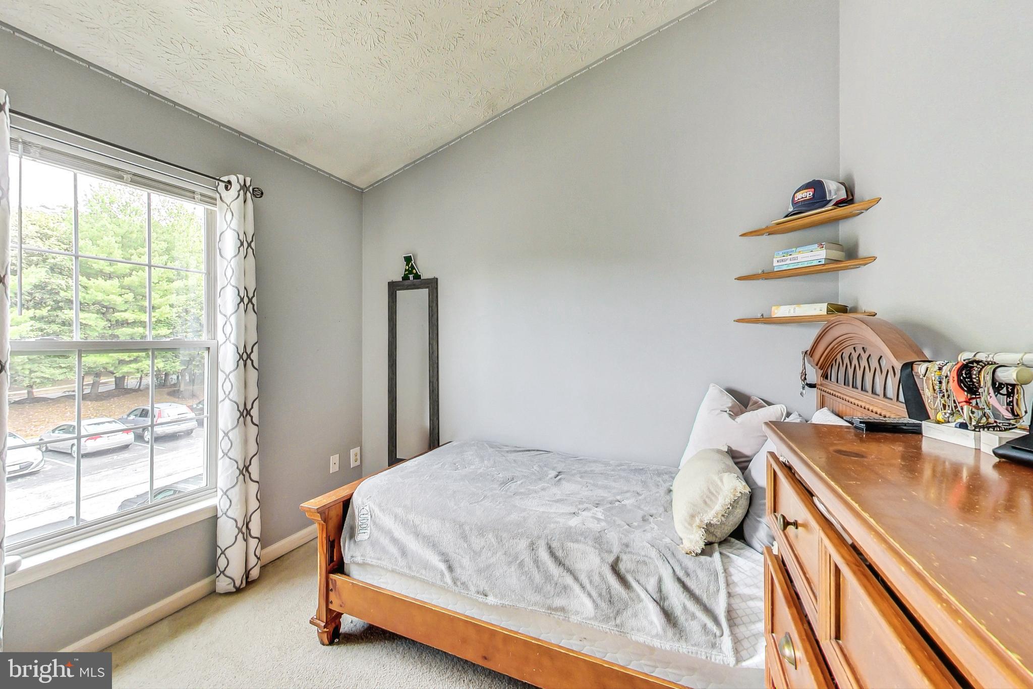 PINEY ORCHARD - Residential