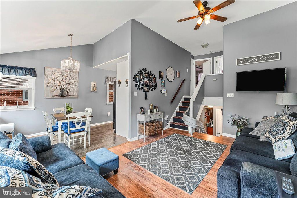 Photo of 516 Edgewood Avenue, FOLSOM, PA 19033 (MLS # PADE2097490)