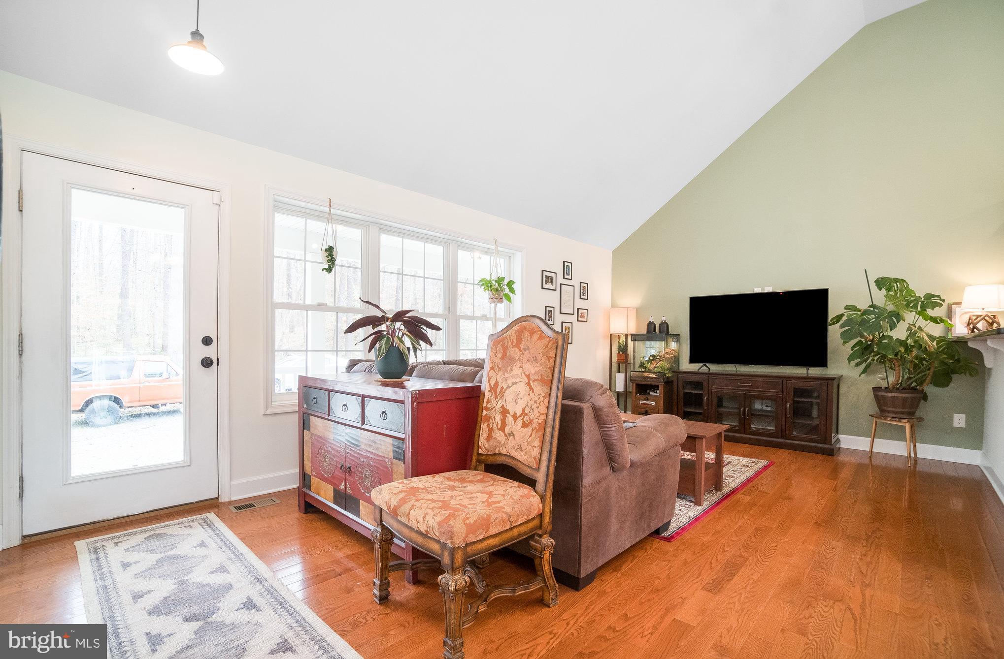 POTOMAC RUN - Residential