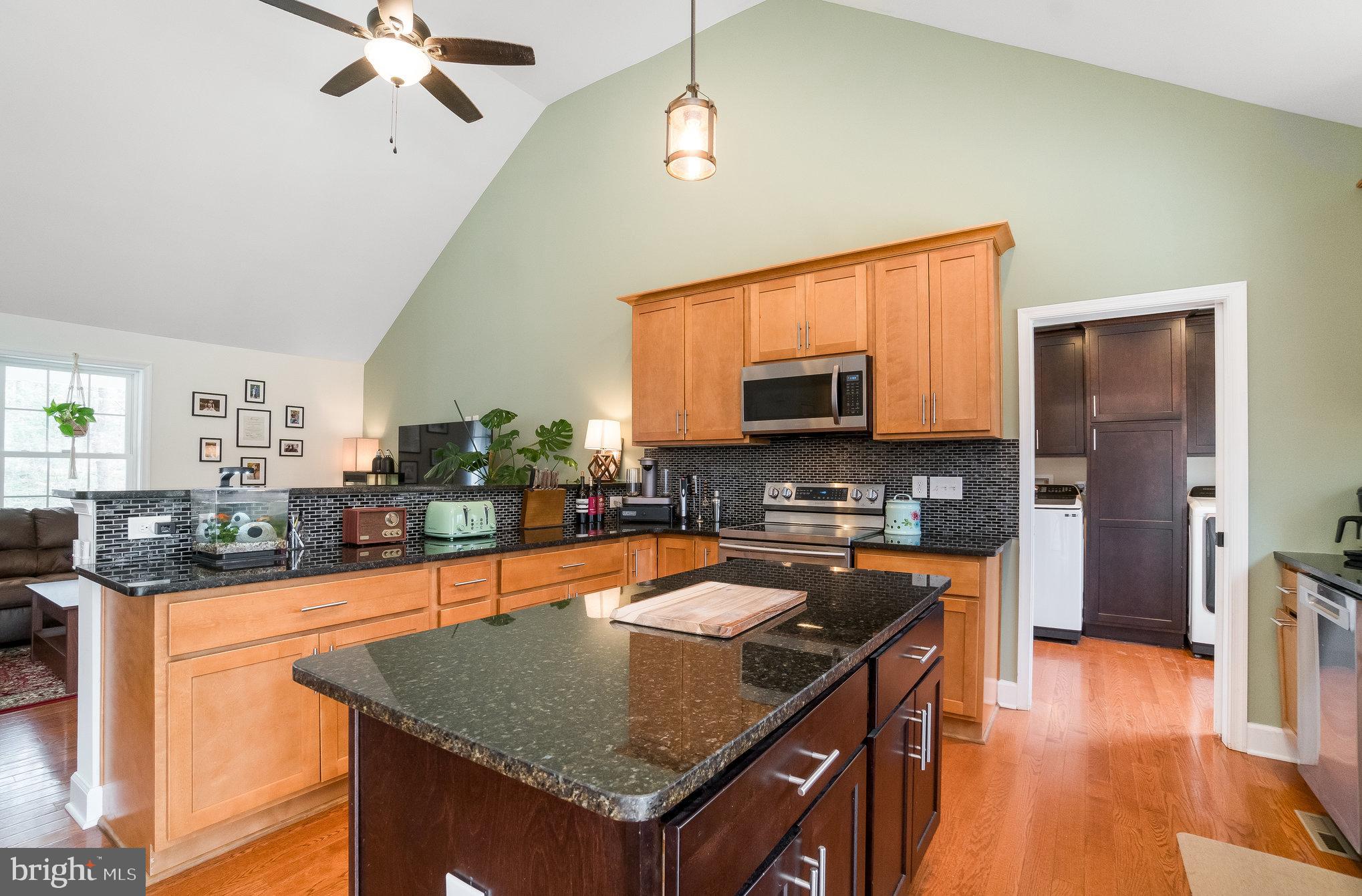 POTOMAC RUN - Residential