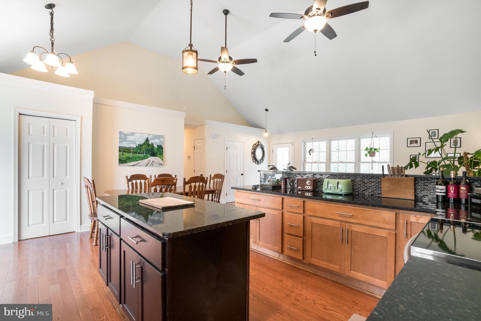 POTOMAC RUN - Residential