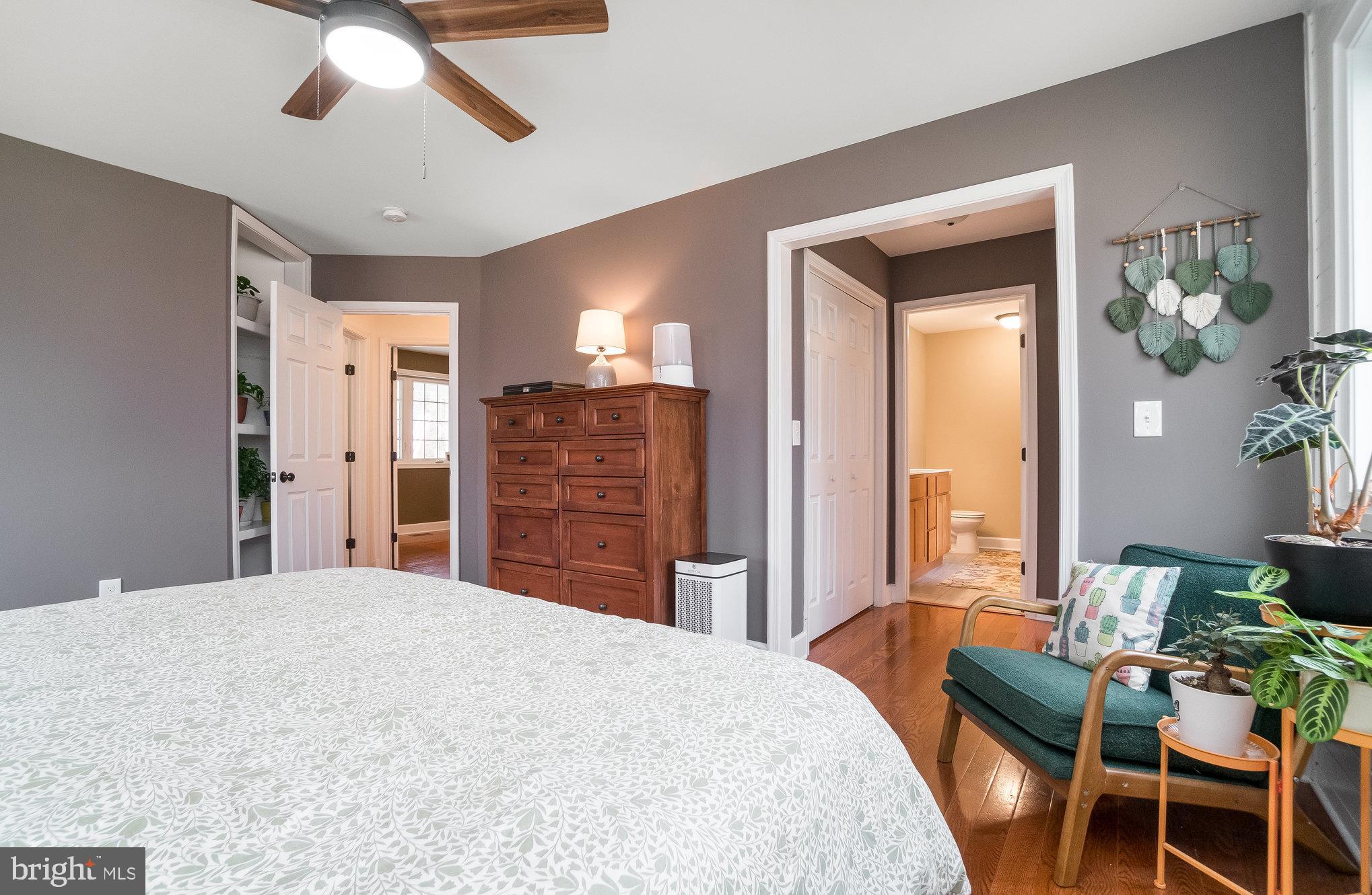 POTOMAC RUN - Residential