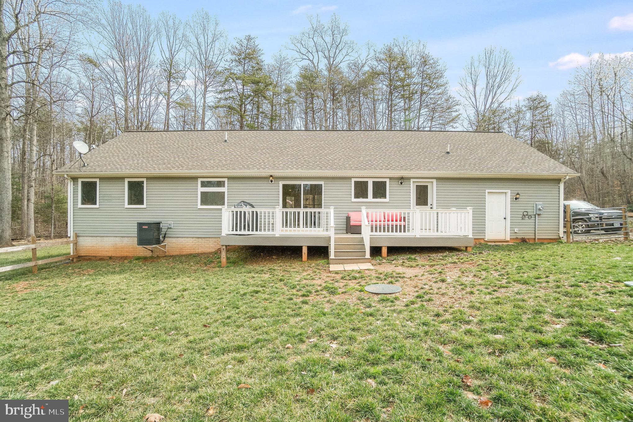 POTOMAC RUN - Residential