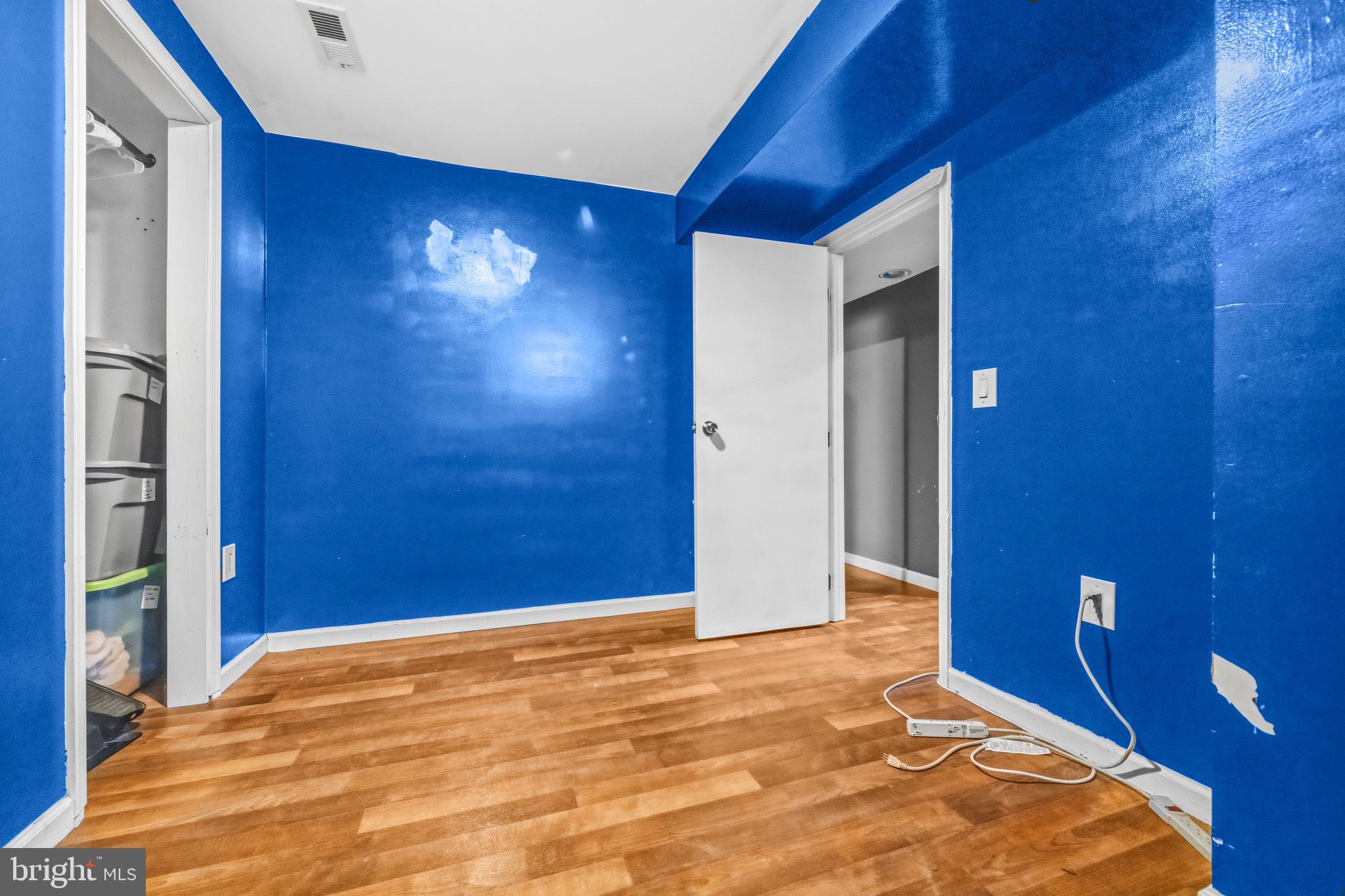 LAKEVIEW - Residential