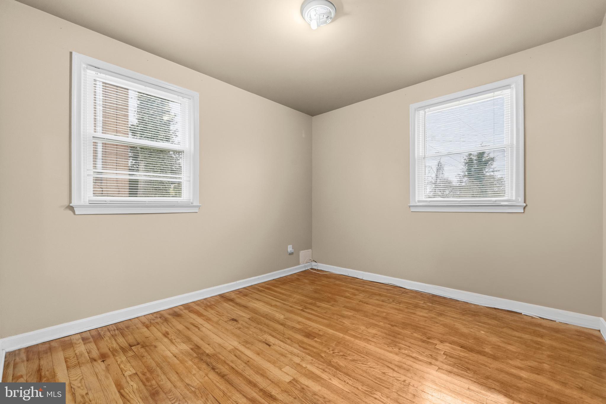 LAKEVIEW - Residential