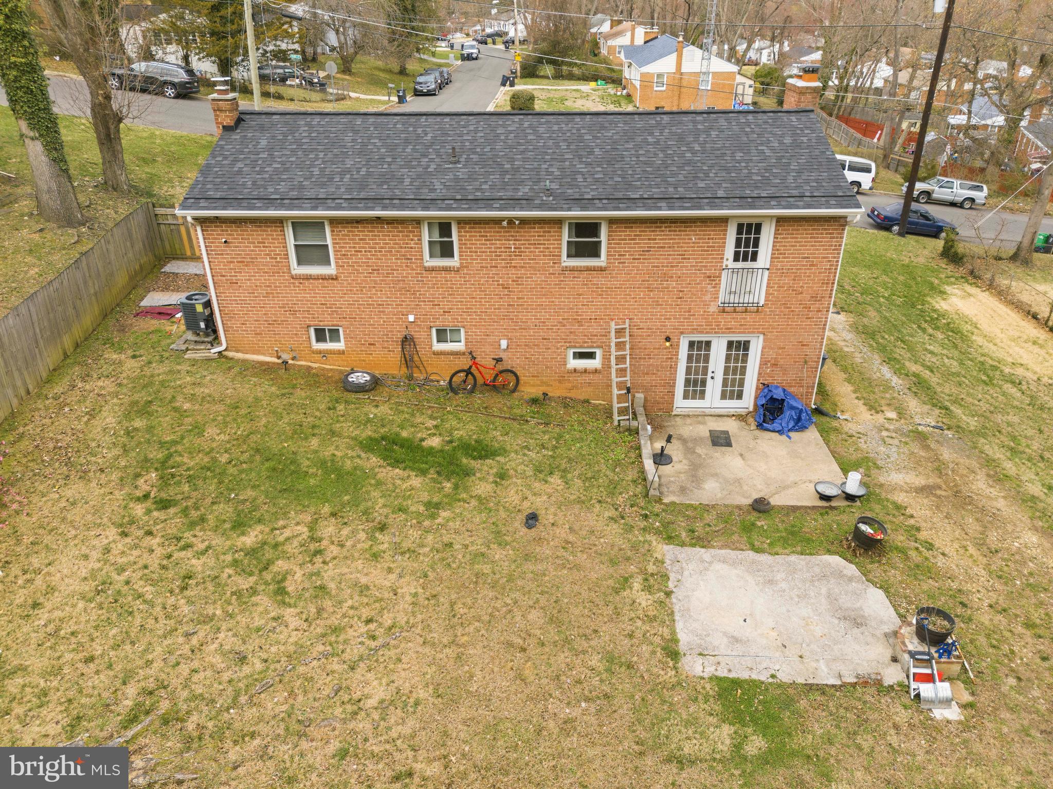 LAKEVIEW - Residential