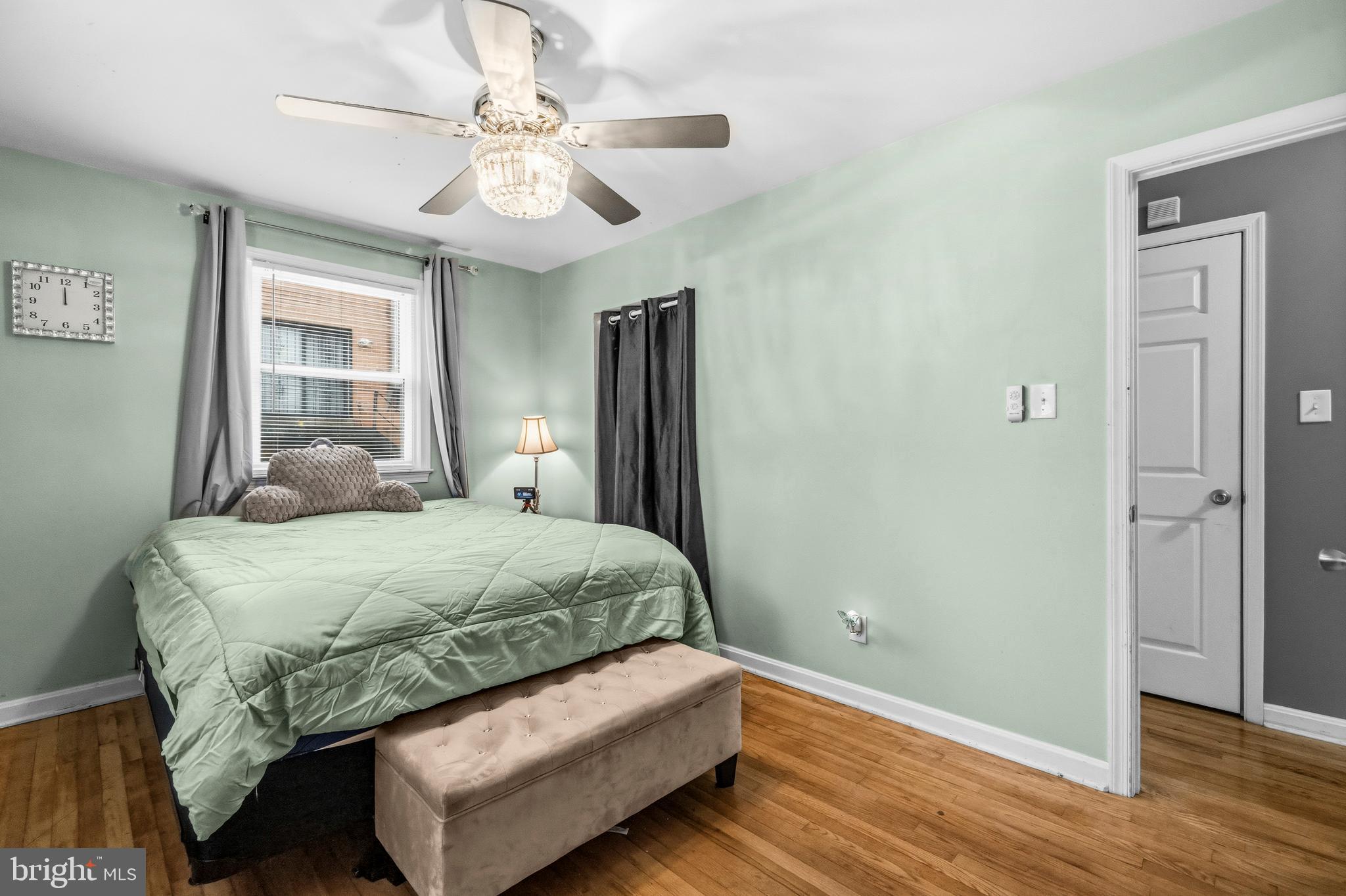 LAKEVIEW - Residential