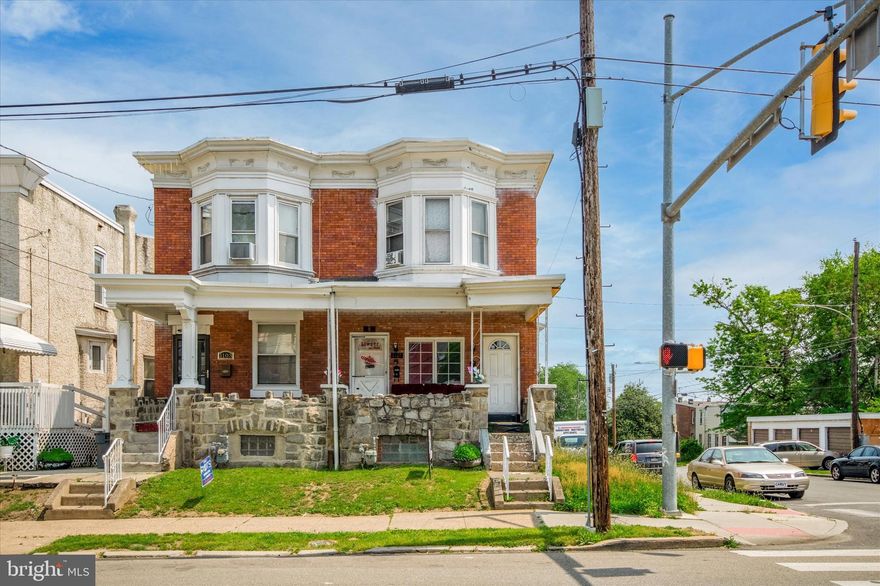 Welcome to 1101 Kerlin St, Unit A: two bedrooms, one bath, and carpeted throughout. The kitchen features a stove, range-hood, and a top freezer refrigerator. Be a part of a great neighborhood - This unit is the perfect place to call home! This apartment is on a distinguished block and won't last long! - 600 credit score - no pets - income requirements - no prior evictions - no criminal background.