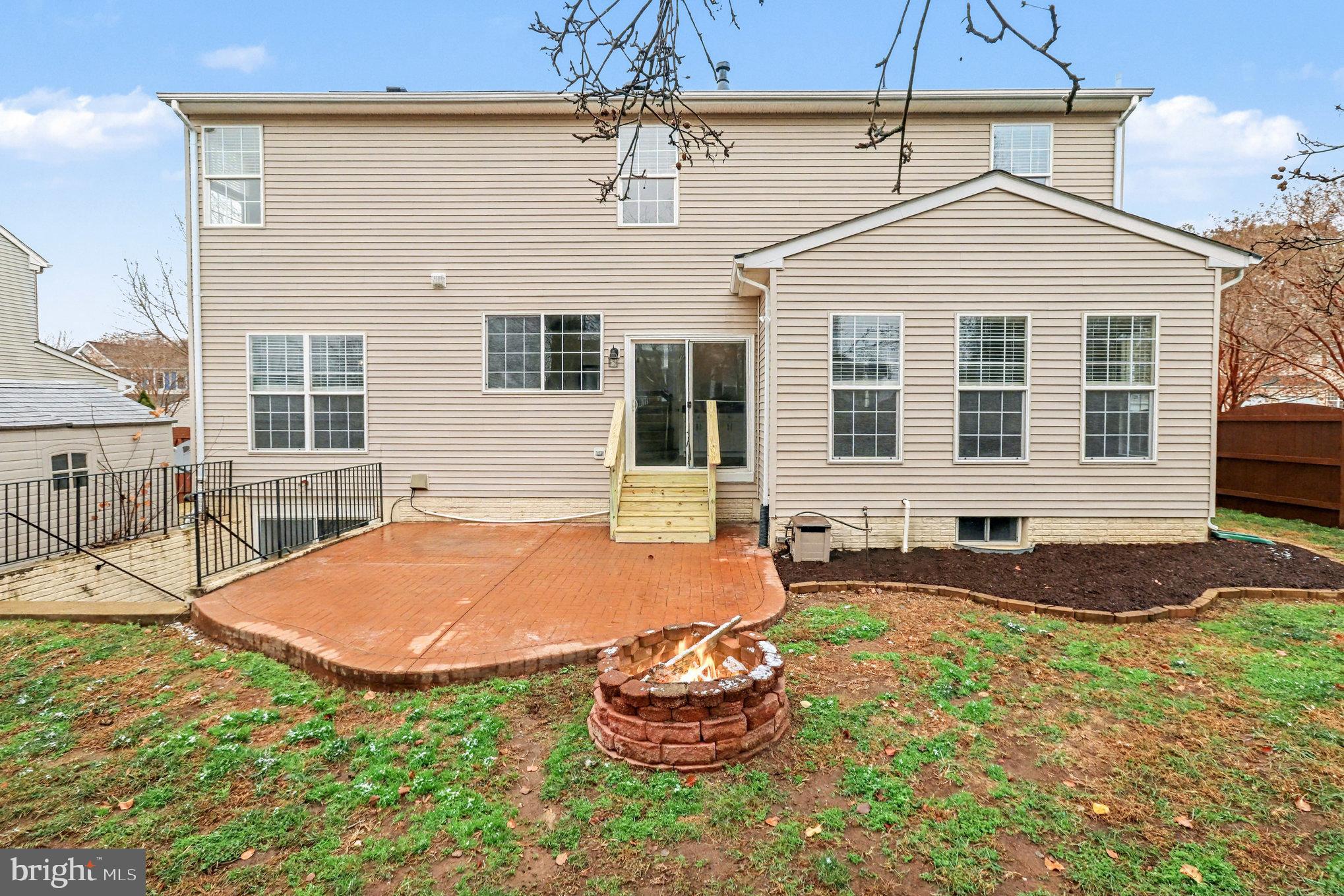 STRATFORD PLACE - Residential