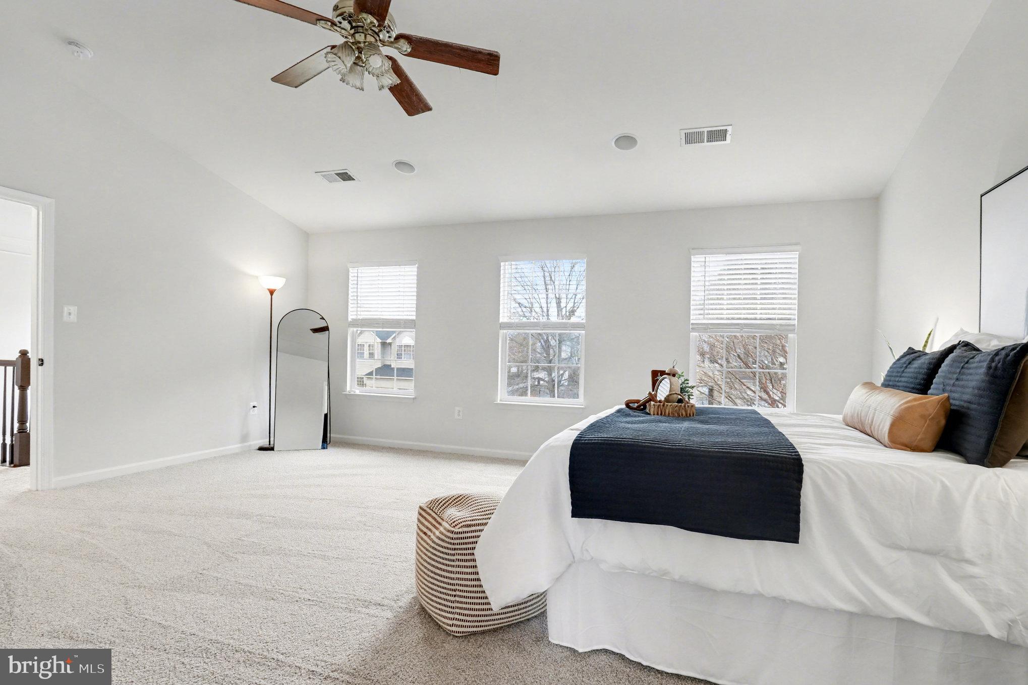 STRATFORD PLACE - Residential