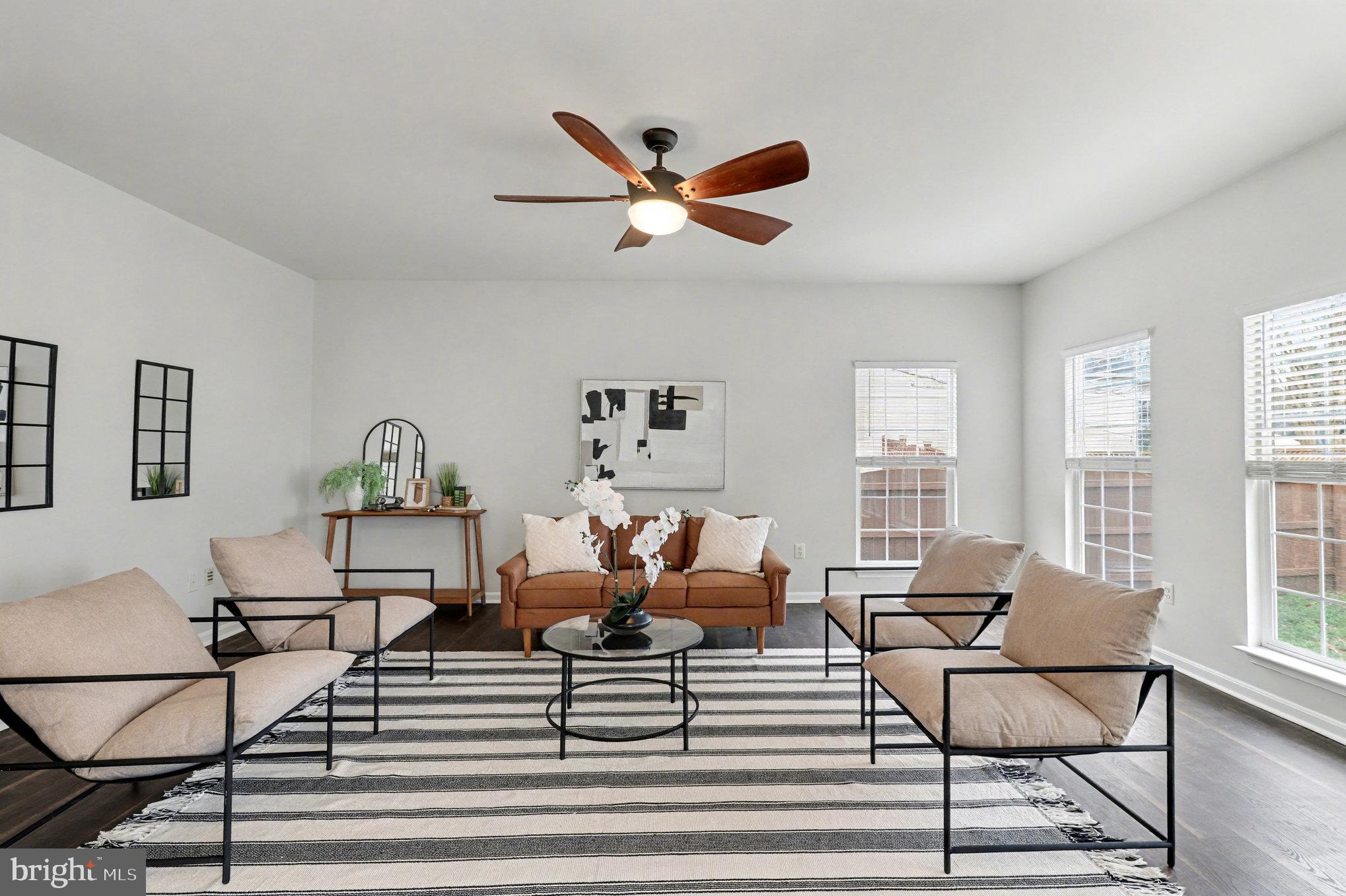 STRATFORD PLACE - Residential