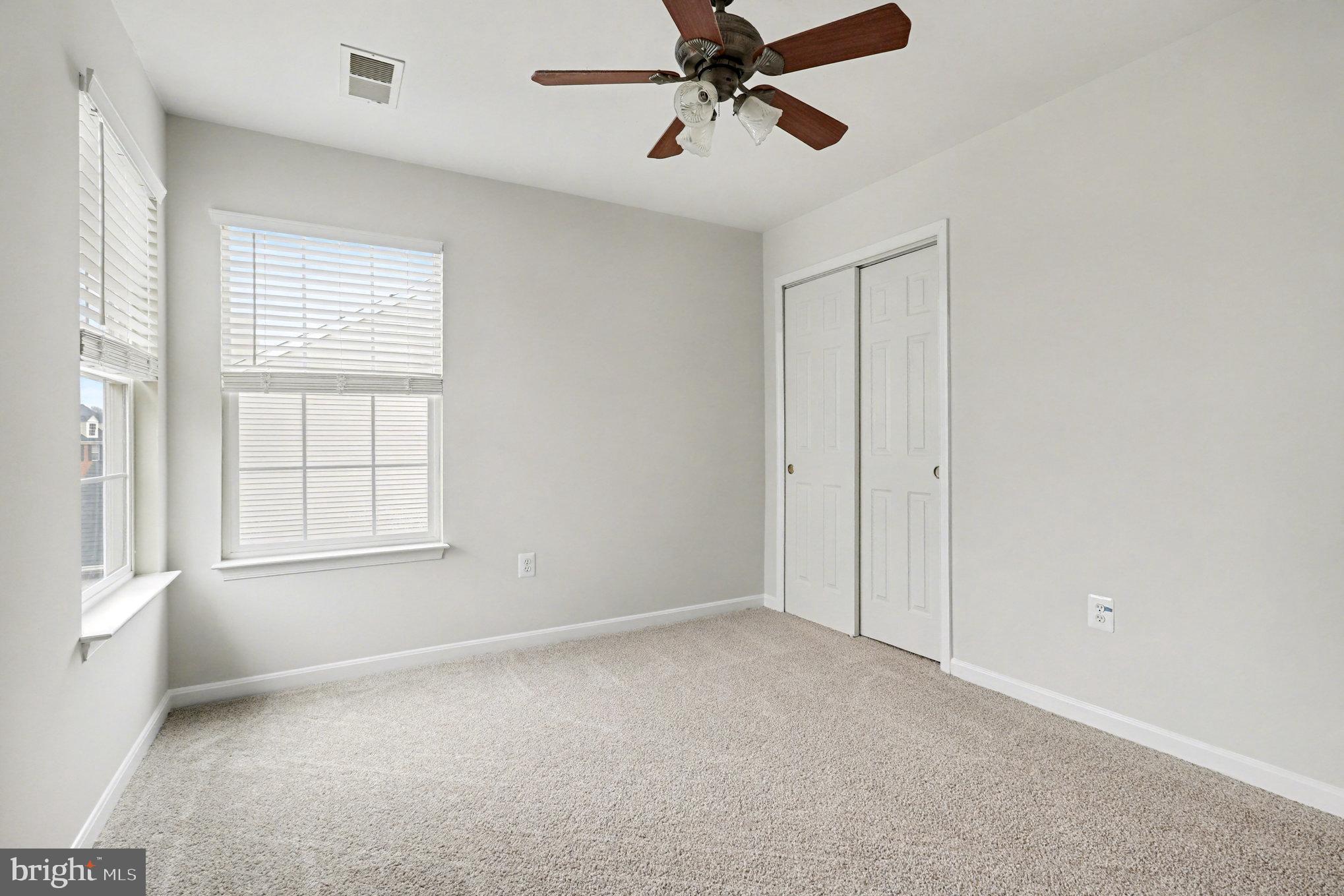 STRATFORD PLACE - Residential