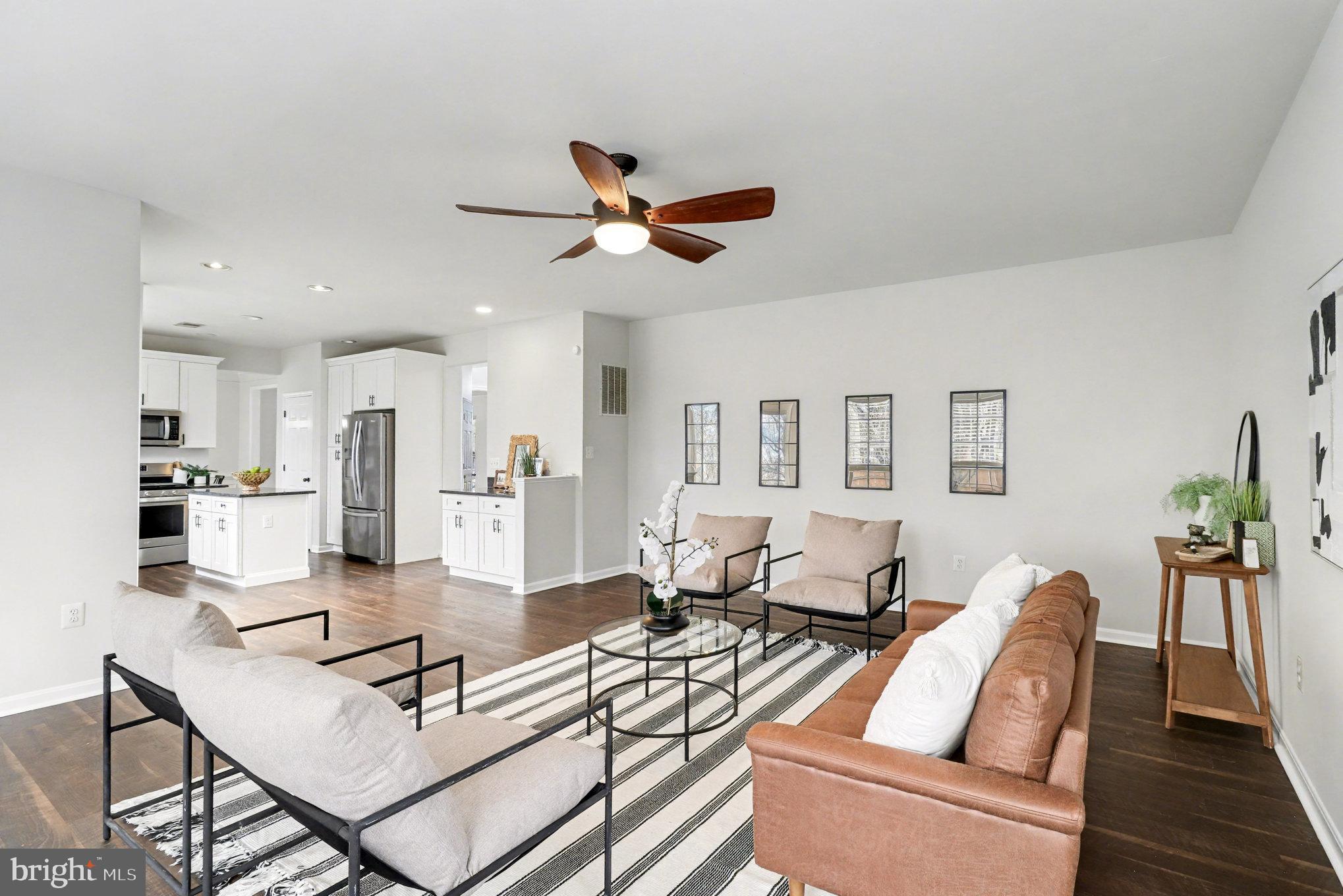 STRATFORD PLACE - Residential