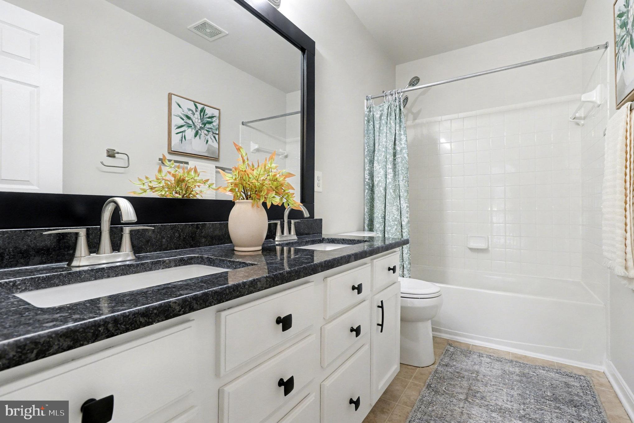 STRATFORD PLACE - Residential