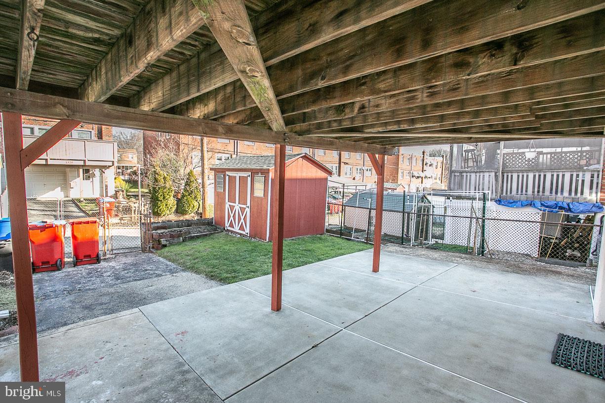 NORRISTOWN - Residential