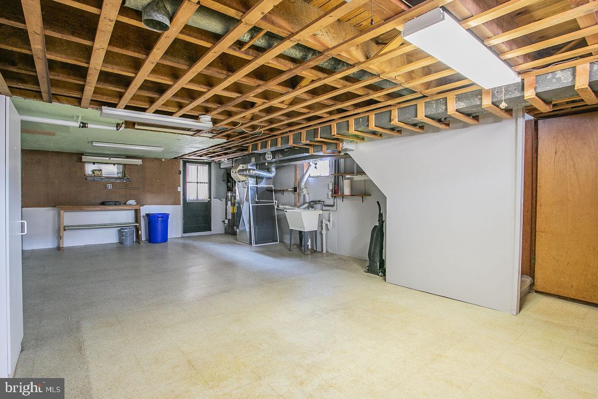 NORRISTOWN - Residential