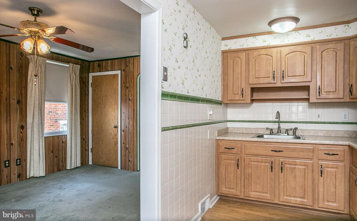 NORRISTOWN - Residential