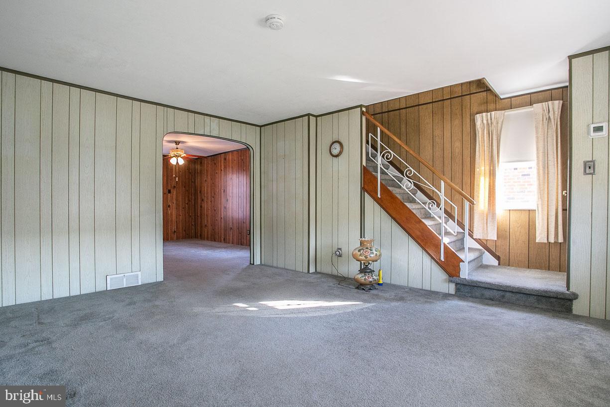 NORRISTOWN - Residential