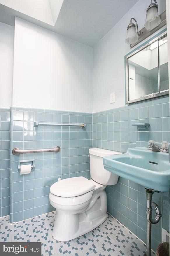 NORRISTOWN - Residential