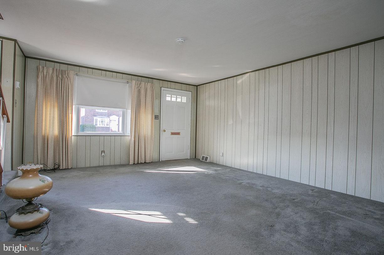 NORRISTOWN - Residential