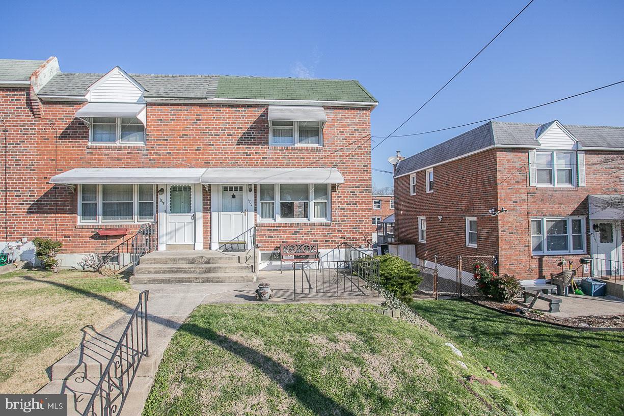 NORRISTOWN - Residential