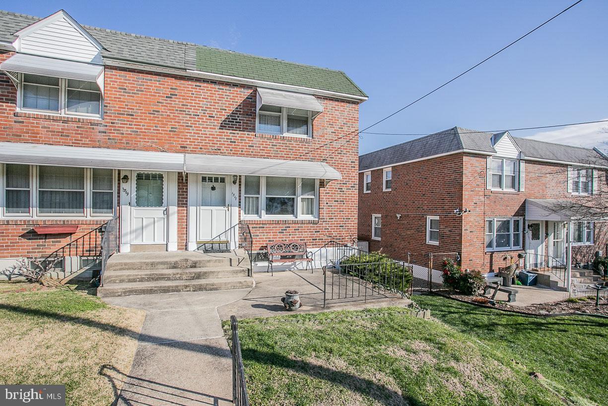 NORRISTOWN - Residential