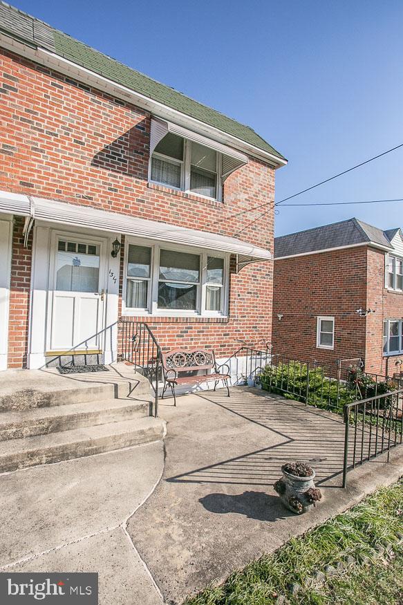 NORRISTOWN - Residential