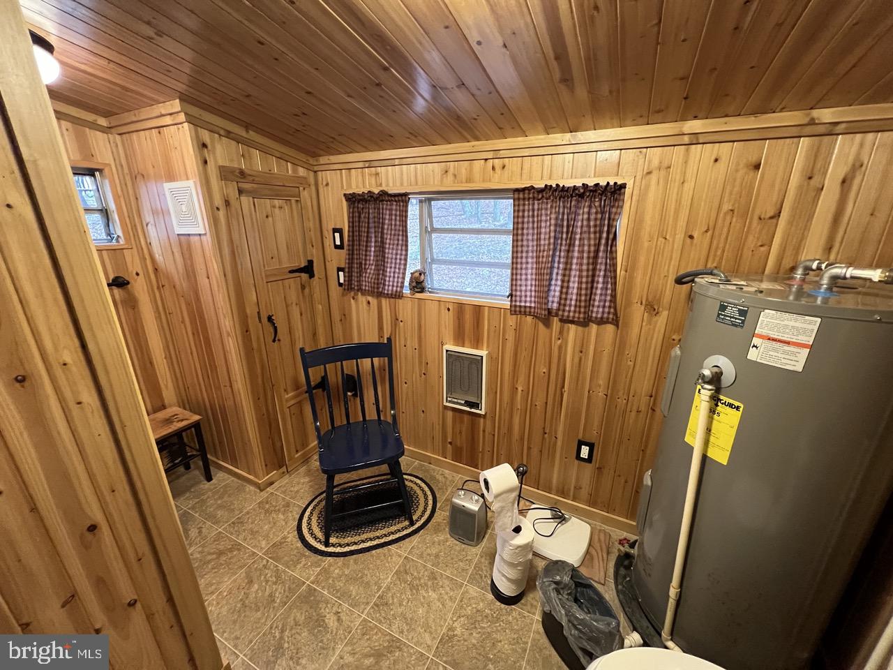 POTOMAC ISLAND RIDGE - Residential