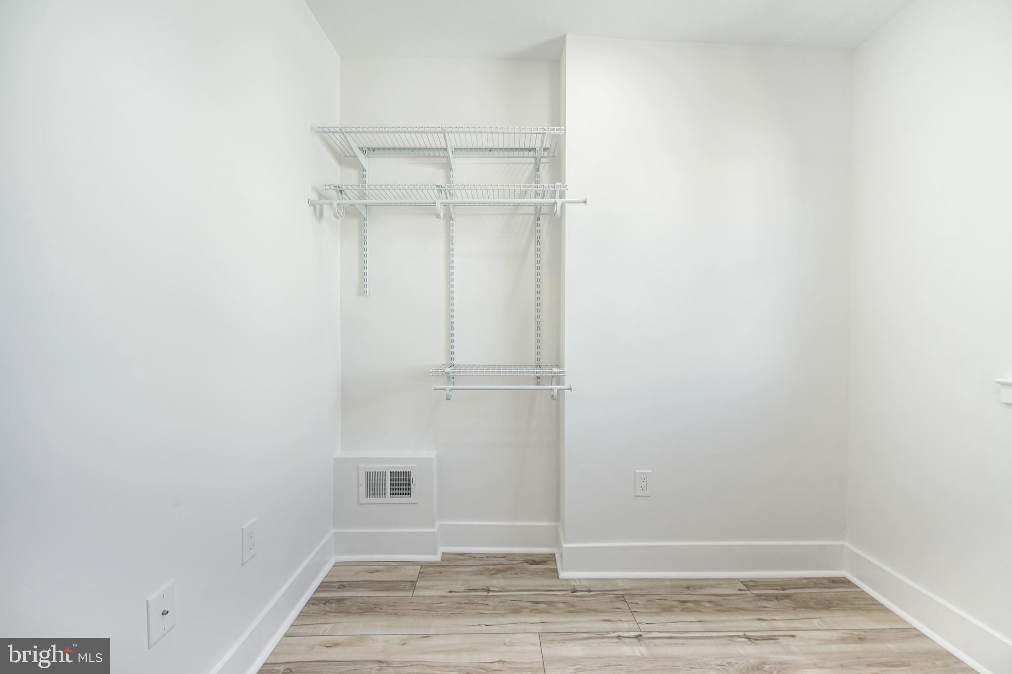 PHILADELPHIA (SOUTH) - Residential