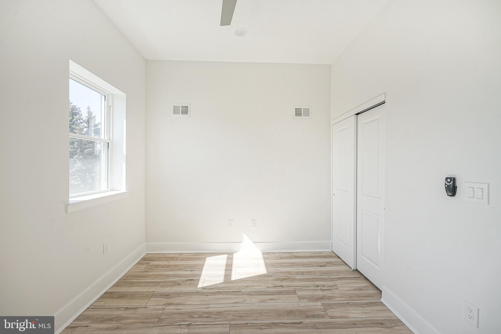 PHILADELPHIA (SOUTH) - Residential