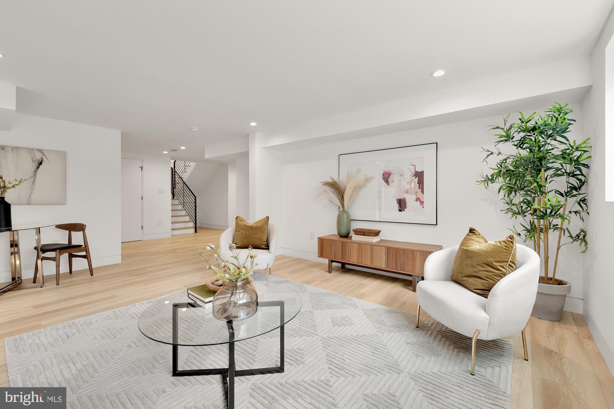 WAKEFIELD - Residential
