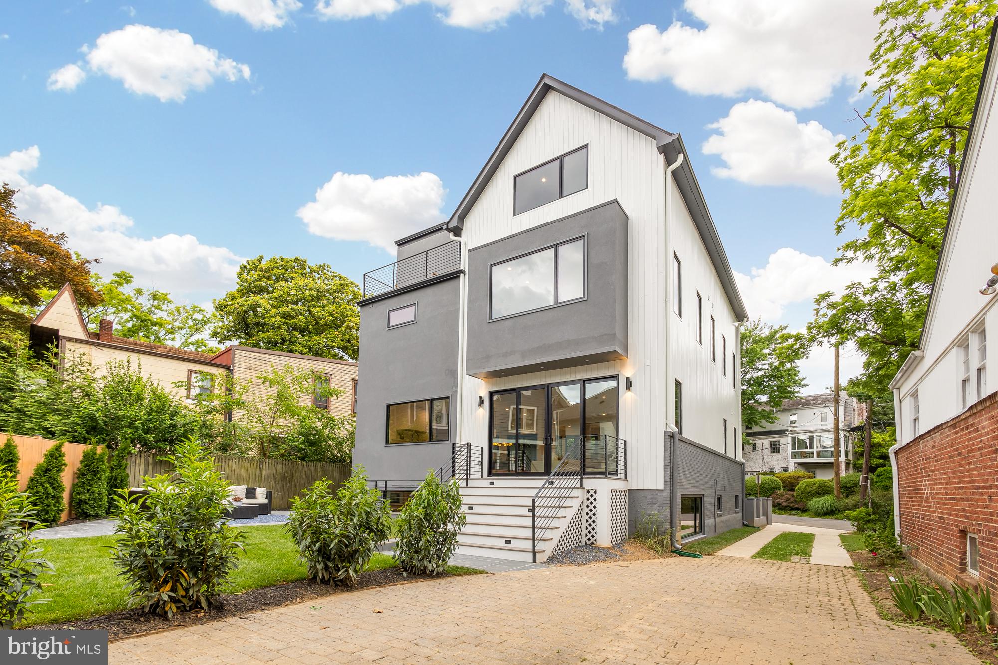 WAKEFIELD - Residential