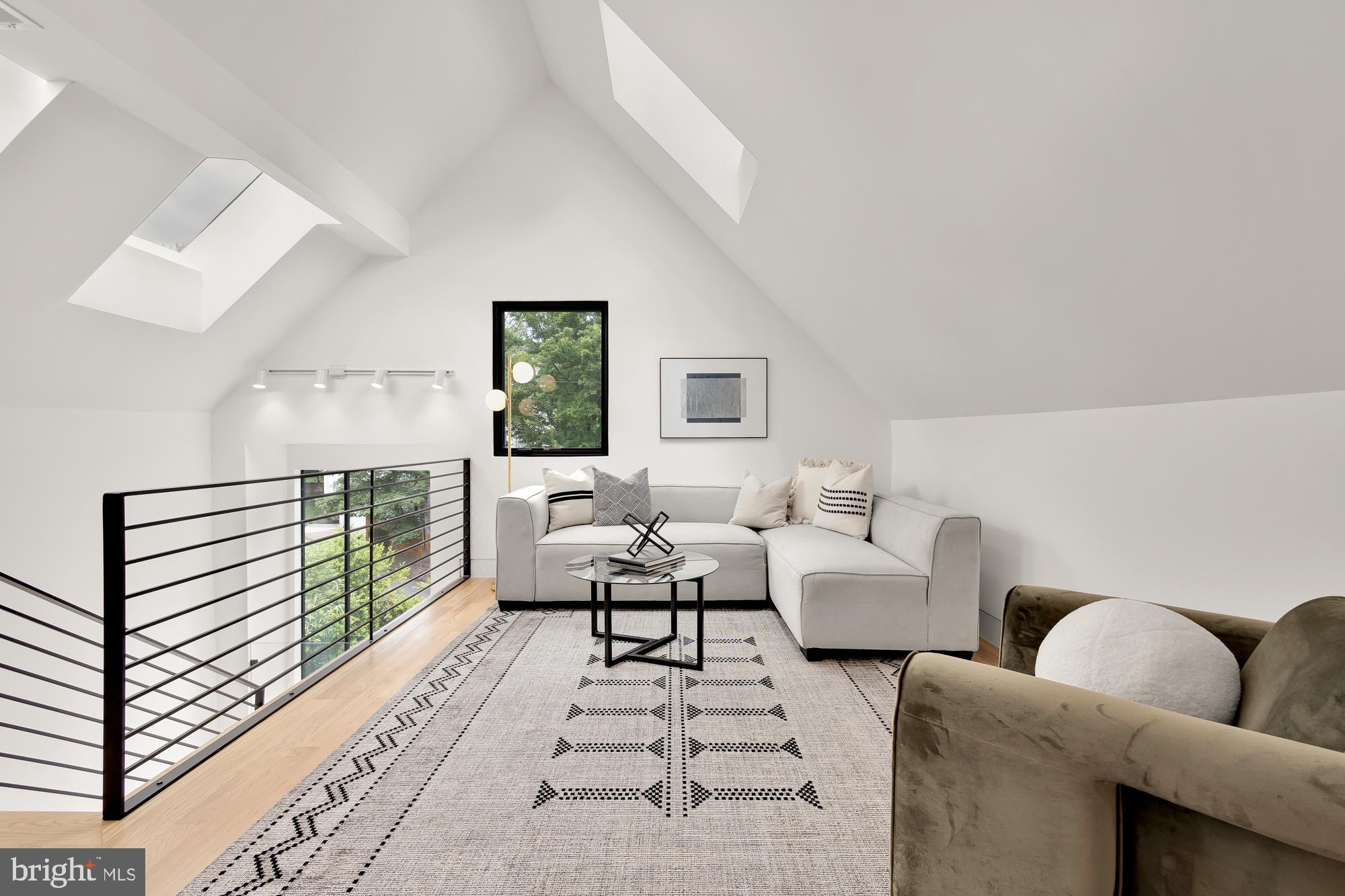WAKEFIELD - Residential