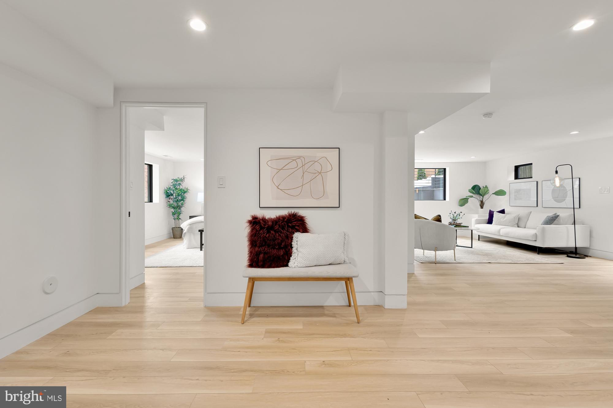 WAKEFIELD - Residential