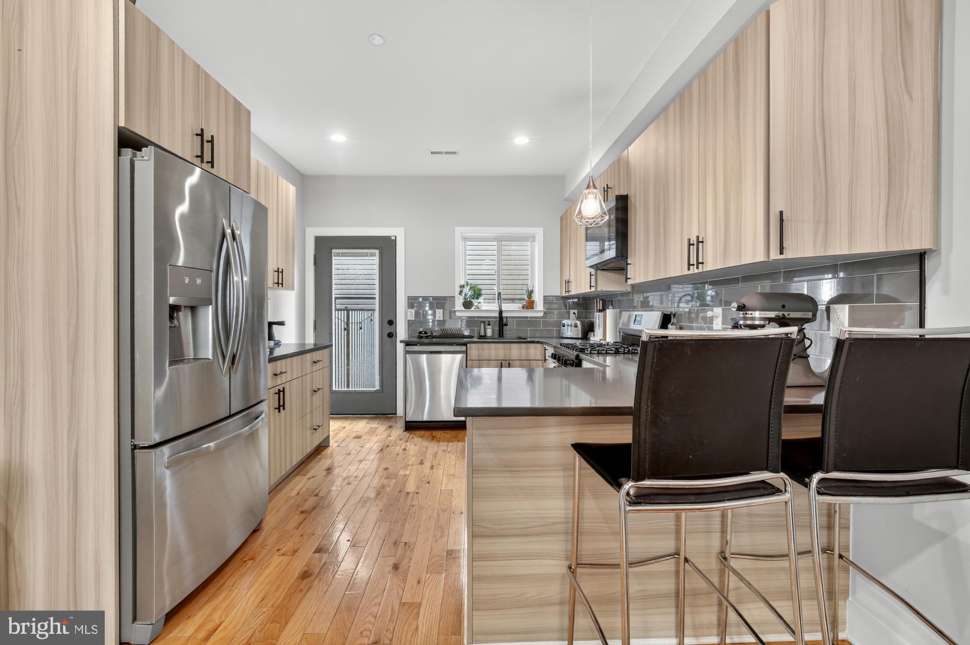 NORRIS SQUARE - Residential Lease