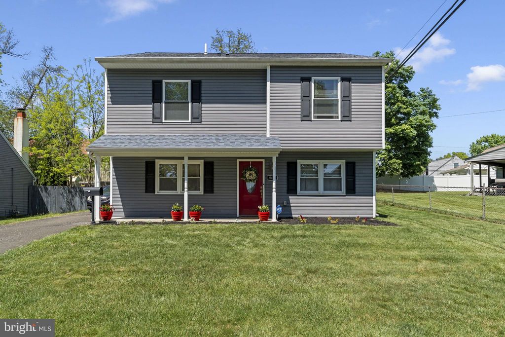 Photo of 802 Rennard Lane, MORRISVILLE, PA 19067 (MLS # PABU2119790)