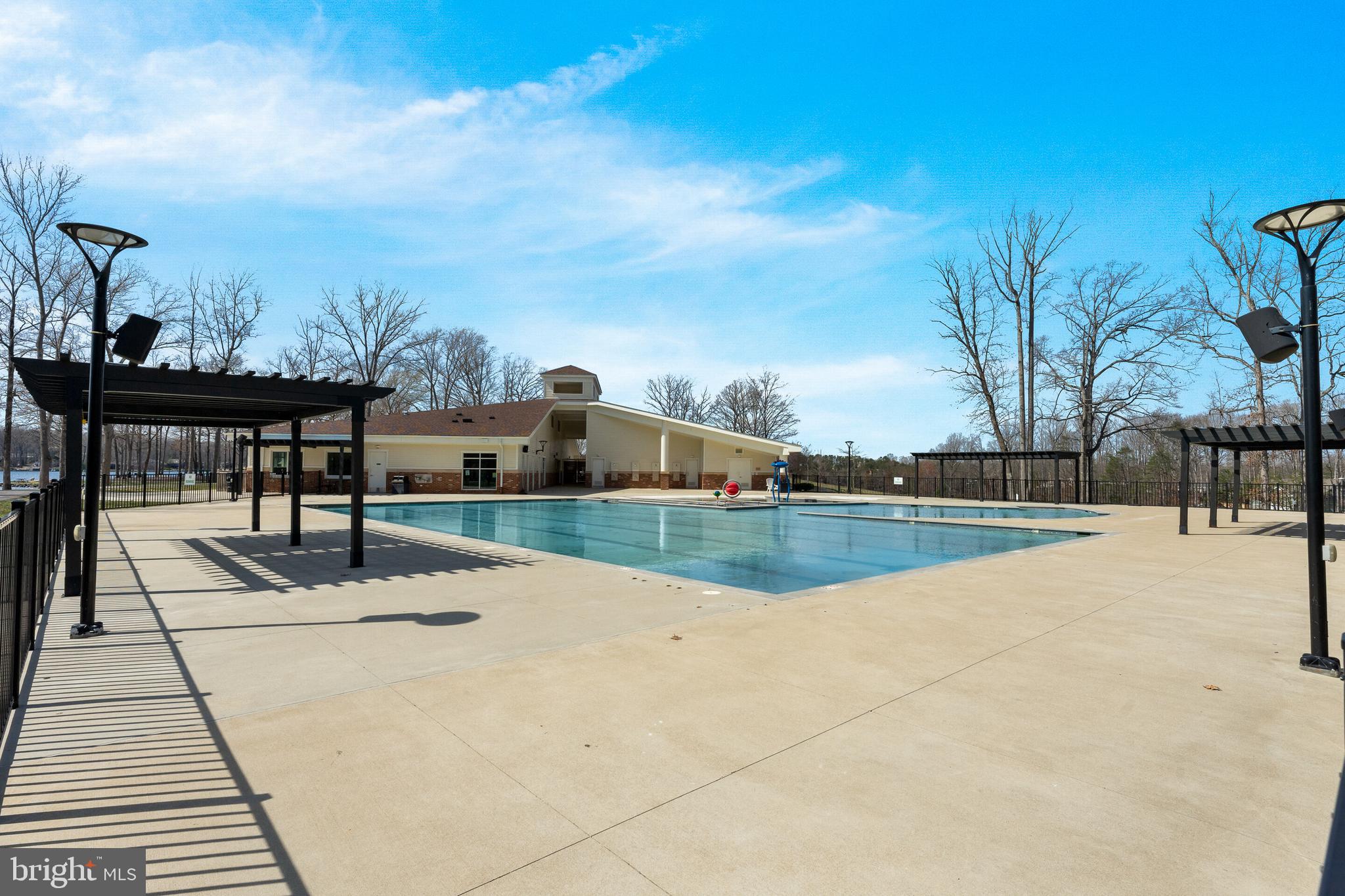 LAKE OF THE WOODS - Residential