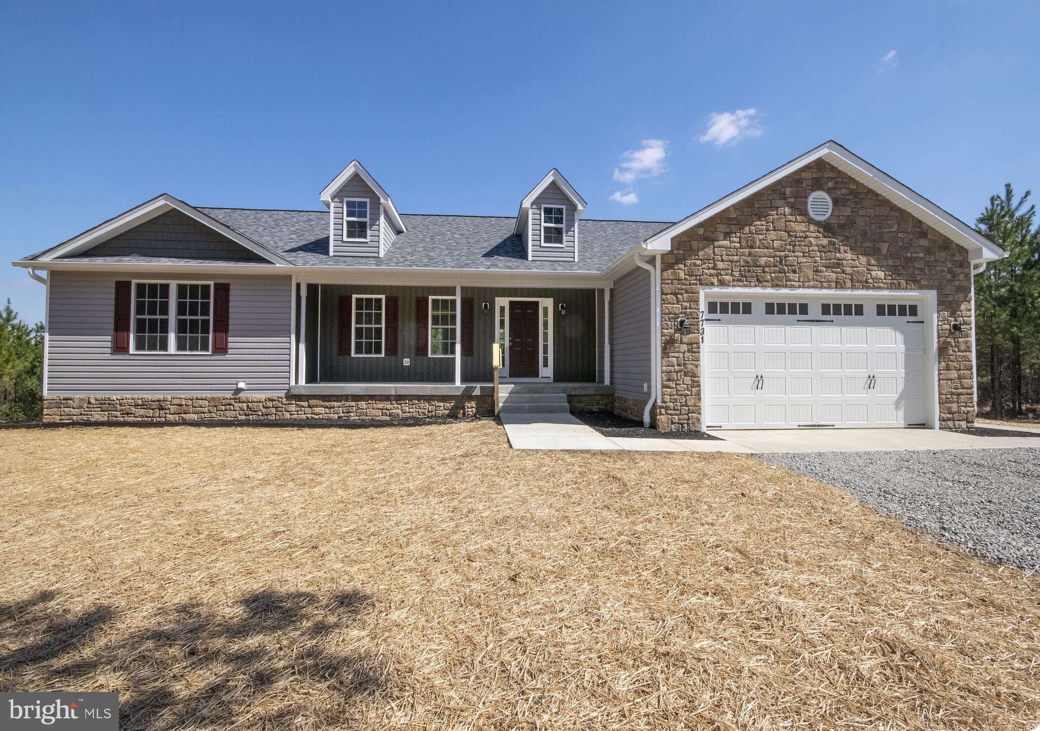 THE ESTATES AT LIGHT LANE - Residential