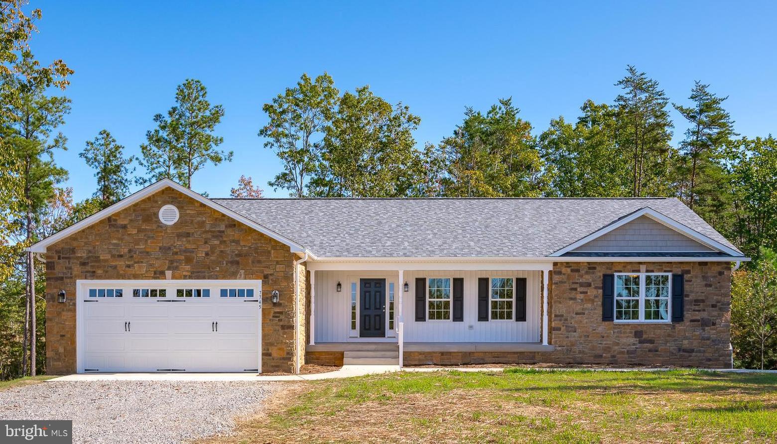 THE ESTATES AT LIGHT LANE - Residential